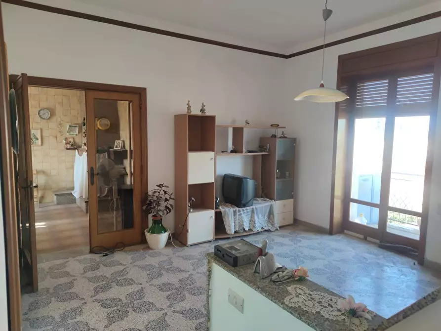 Immagine 4 di Appartamento in vendita  in via gramsci 161 a Lizzanello