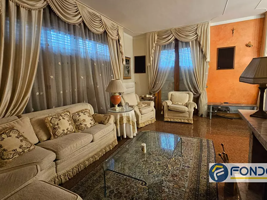 Immagine 11 di Villa in vendita  in grumello del monte a Grumello Del Monte