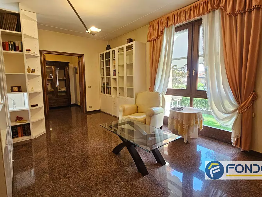 Immagine 10 di Villa in vendita  in grumello del monte a Grumello Del Monte