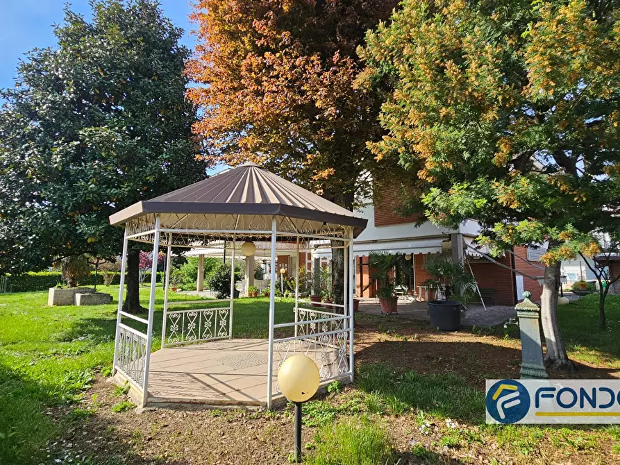 Immagine 15 di Villa in vendita  in grumello del monte a Grumello Del Monte