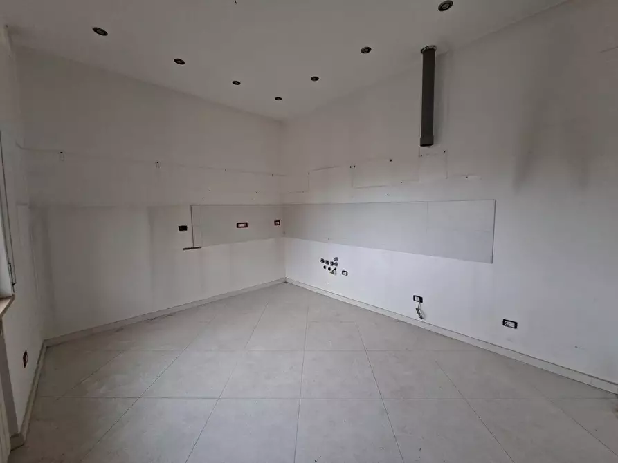 Immagine 5 di Appartamento in vendita  in Via Cannaviello 21 a Avellino