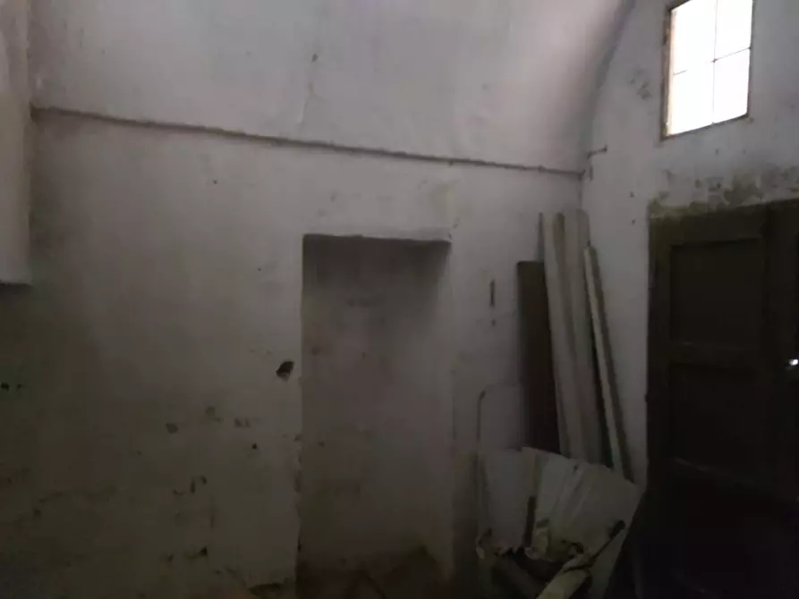 Immagine 10 di Locale commerciale in vendita  in via salentina 3 a Ugento