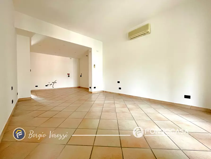 Immagine 3 di Appartamento in vendita  in Via Giacomo Matteotti a Borgio Verezzi