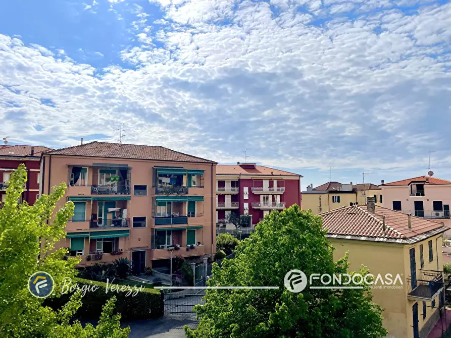 Immagine 14 di Appartamento in vendita  in Via Giacomo Matteotti a Borgio Verezzi