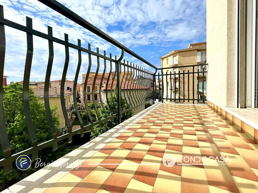 Immagine 12 di Appartamento in vendita  in Via Giacomo Matteotti a Borgio Verezzi