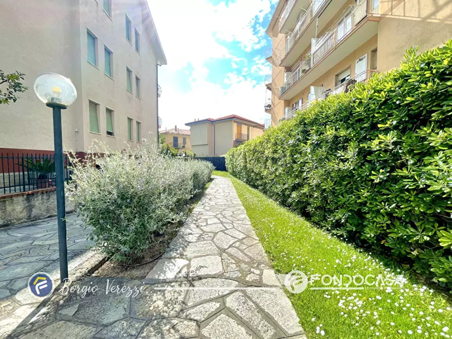 Immagine 20 di Appartamento in vendita  in Via Giacomo Matteotti a Borgio Verezzi
