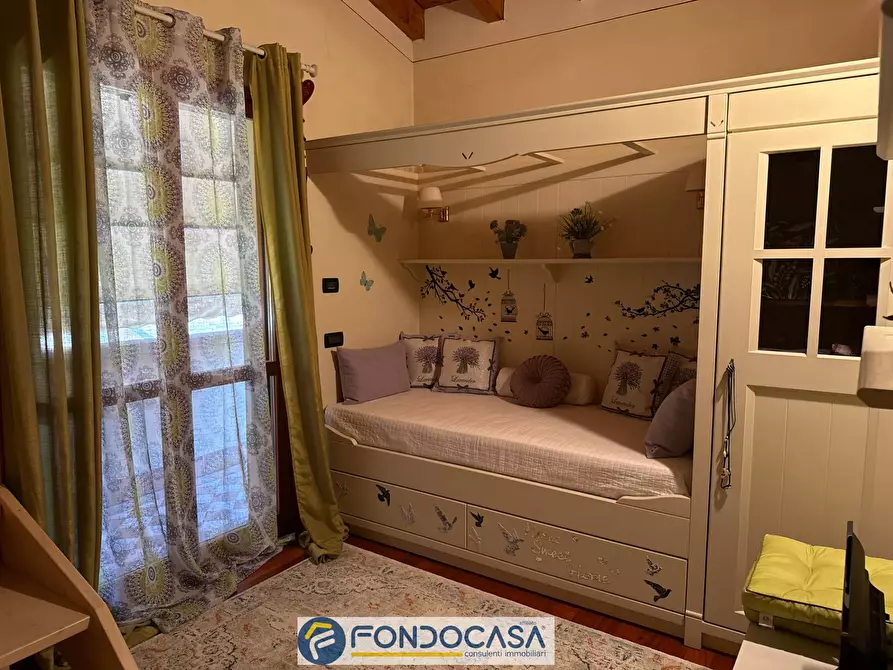 Immagine 22 di Villa in vendita  a Rovato