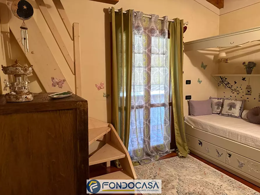 Immagine 23 di Villa in vendita  a Rovato