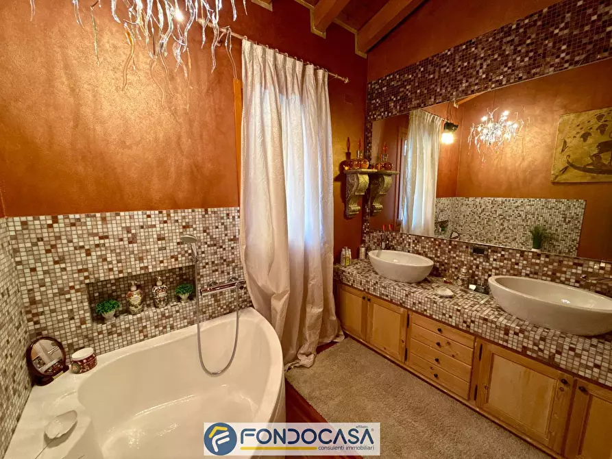 Immagine 32 di Villetta a schiera in vendita  a Rovato