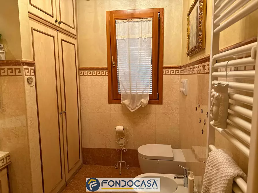 Immagine 45 di Villa in vendita  a Rovato