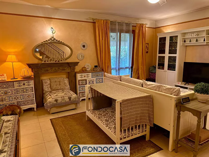 Immagine 9 di Villa in vendita  a Rovato