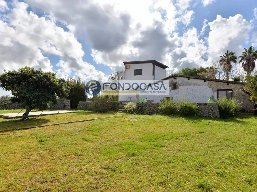 Immagine 42 di Villa in vendita  a Bagnolo Del Salento