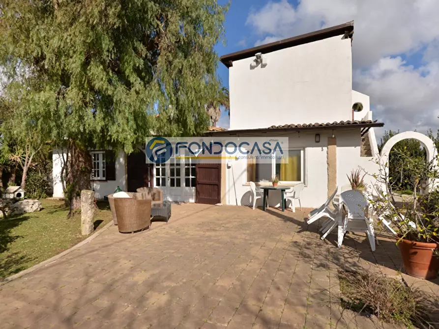 Immagine 53 di Villa in vendita  a Bagnolo Del Salento