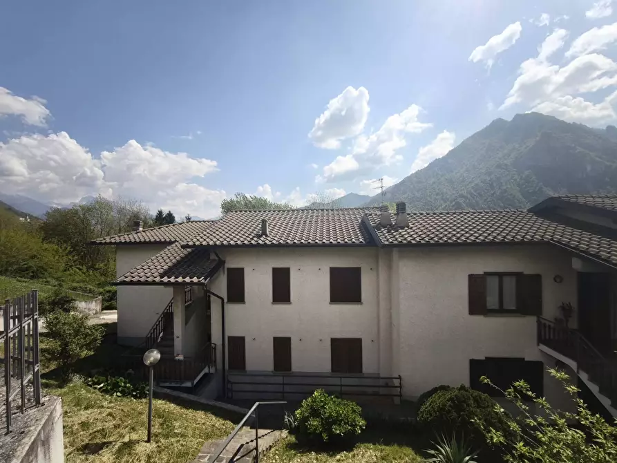 Immagine 22 di Appartamento in vendita  in Via Botta 77 a Premolo