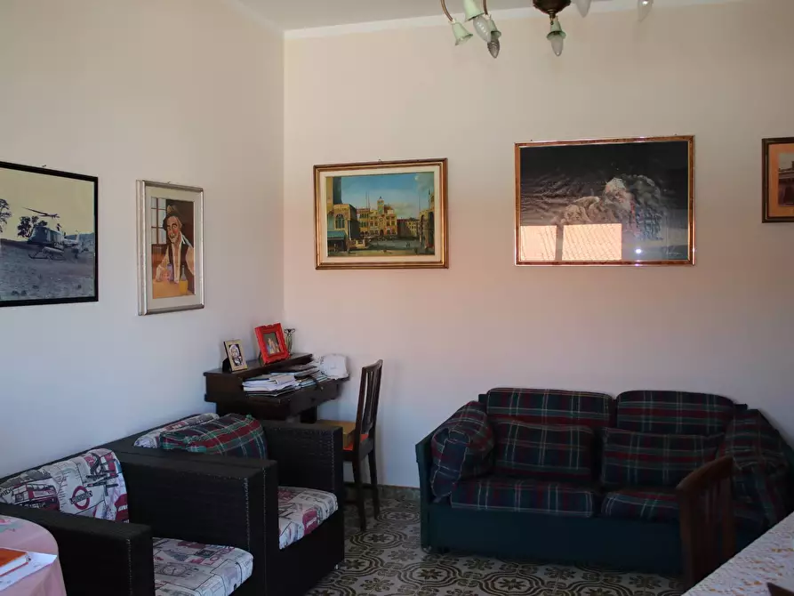 Immagine 5 di Villa in vendita  in via d'acquino 5 5 a Avetrana