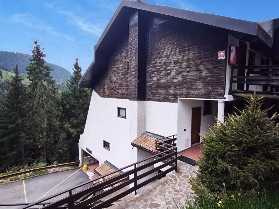 Immagine 3 di Appartamento in vendita  in Località Colle Vareno a Angolo Terme