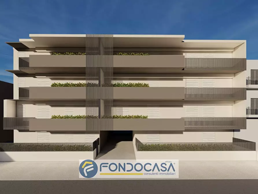 Immagine 21 di Appartamento in vendita  in via orazio a Succivo