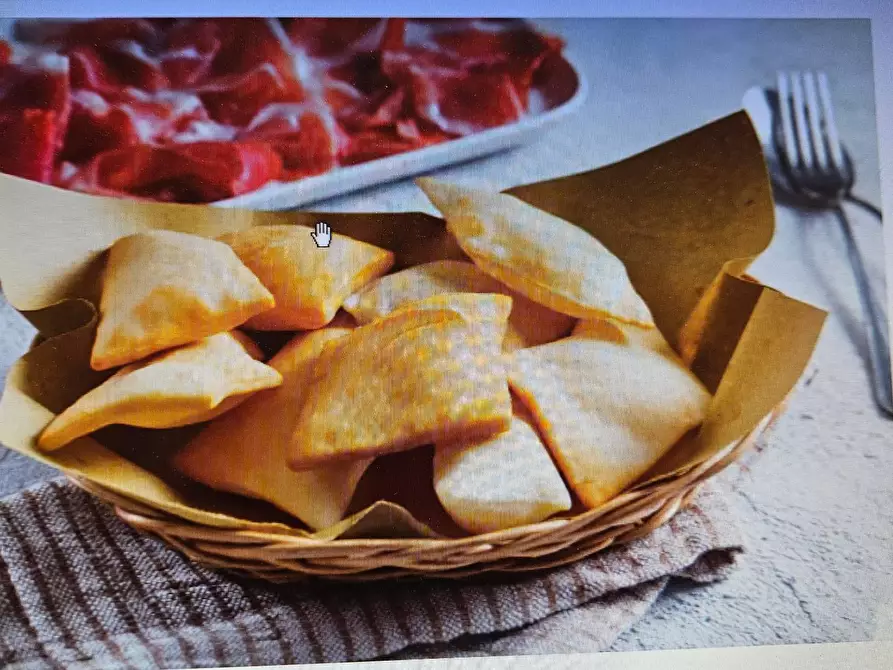 Immagine 8 di Attività commerciale in vendita  a Ravenna