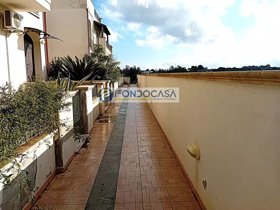 Immagine 2 di Appartamento in vendita  in Via Monsignor Vittorio Boccadamo a Castro