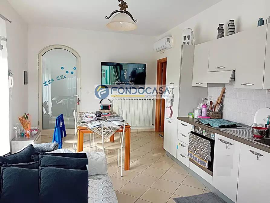 Immagine 8 di Appartamento in vendita  in Via Monsignor Vittorio Boccadamo a Castro