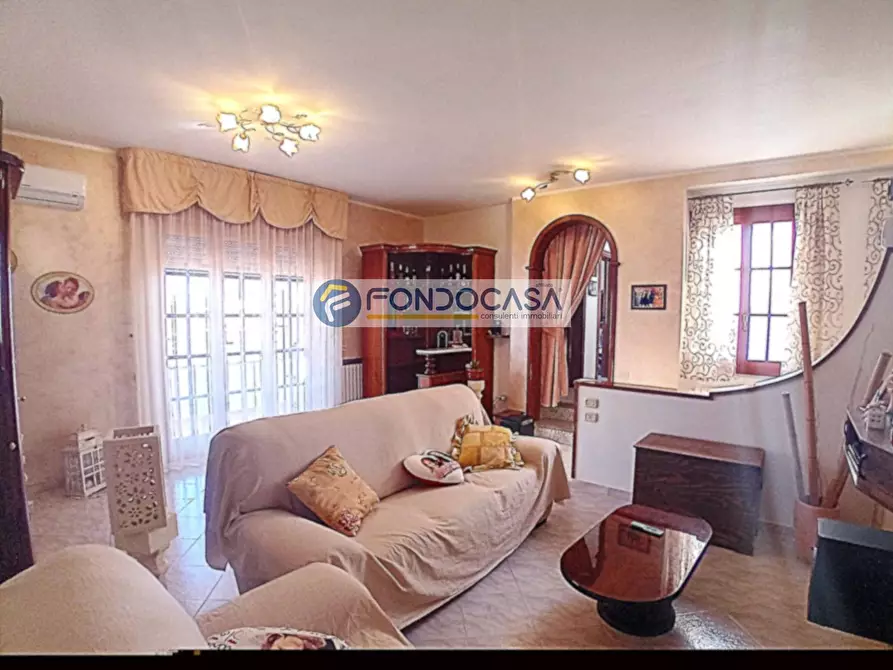 Immagine 10 di Casa indipendente in vendita  in Via San Vitale a Castro