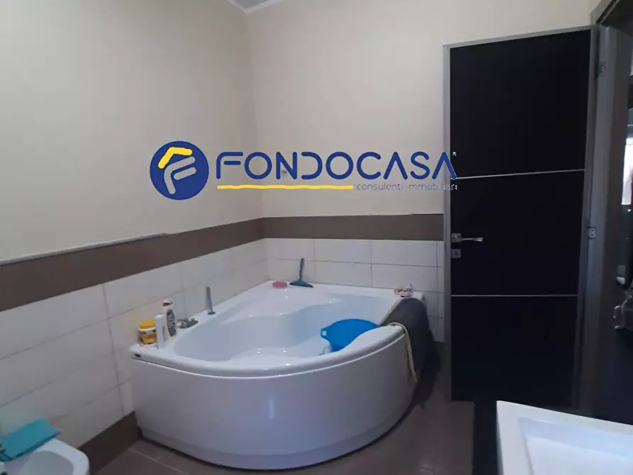 Immagine 18 di Appartamento in affitto  in via roma a Giugliano In Campania