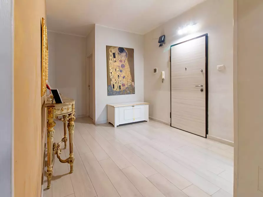 Immagine 10 di Appartamento in vendita  in Via Dei Greci 64/L a Salerno