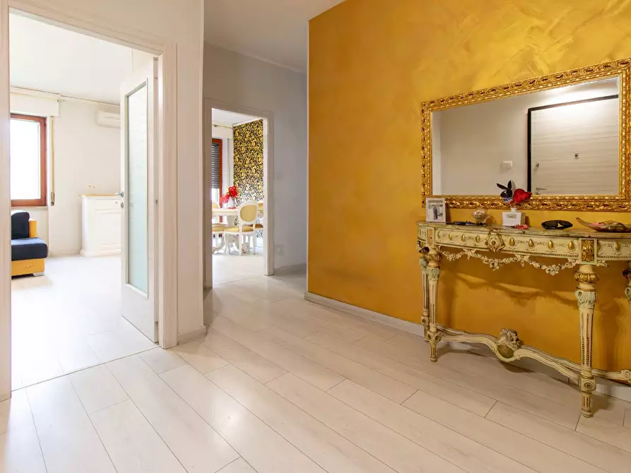 Immagine 12 di Appartamento in vendita  in Via Dei Greci 64/L a Salerno