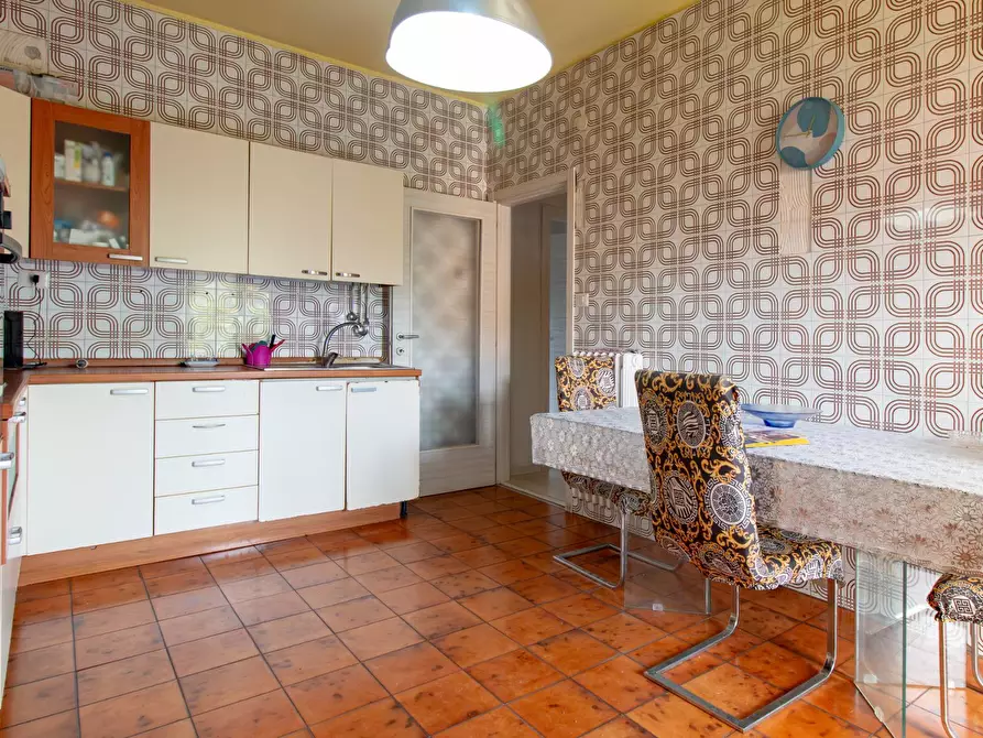 Immagine 19 di Appartamento in vendita  in Via Dei Greci 64/L a Salerno