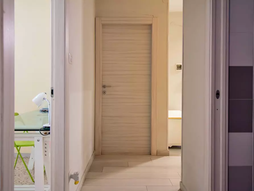 Immagine 28 di Appartamento in vendita  in Via Dei Greci 64/L a Salerno