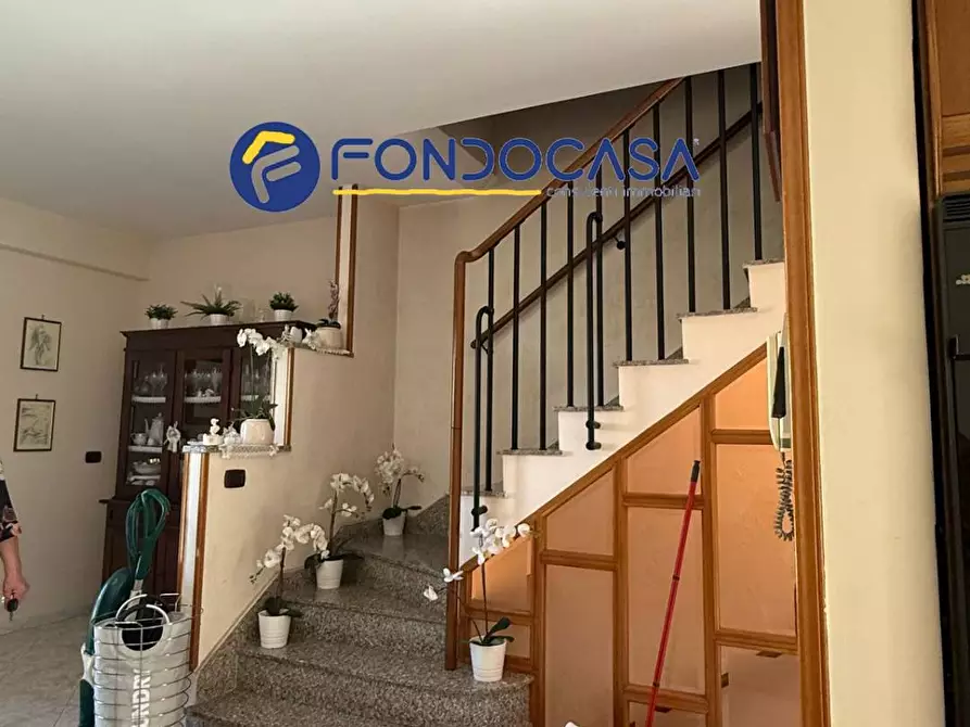 Immagine 5 di Villa in vendita  in via spazzilli 10 a Giugliano In Campania