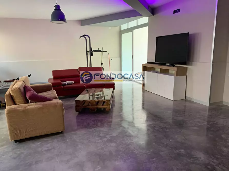 Immagine 3 di Villa in vendita  in Via della Libertà 15 a Arnesano