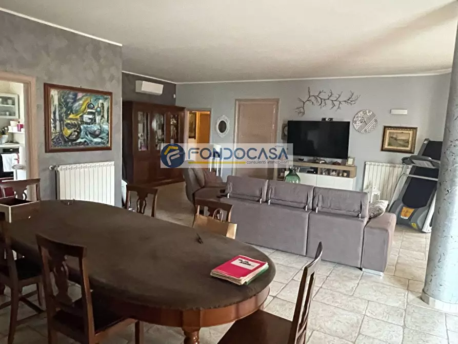 Immagine 11 di Villa in vendita  in Via della Libertà 15 a Arnesano