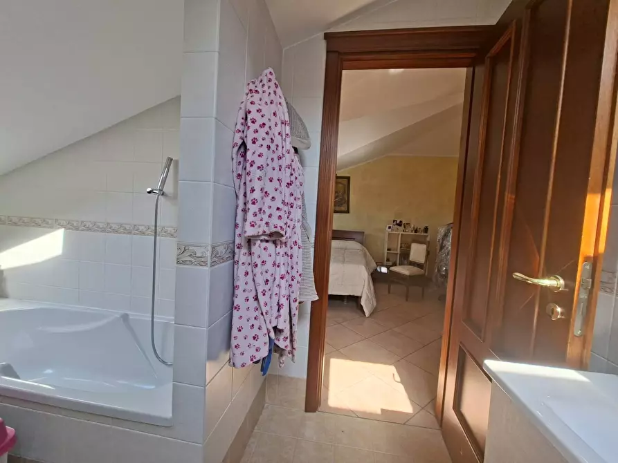 Immagine 21 di Attico in vendita  in via barra 34 a Avellino