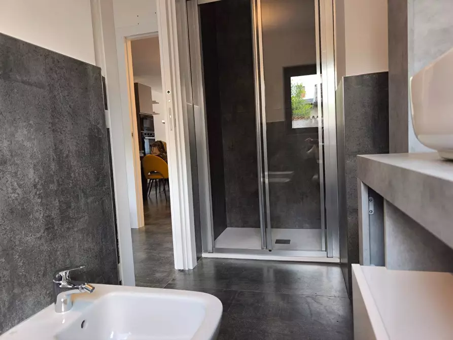 Immagine 11 di Appartamento in vendita  in Piazza Manzu a Clusone