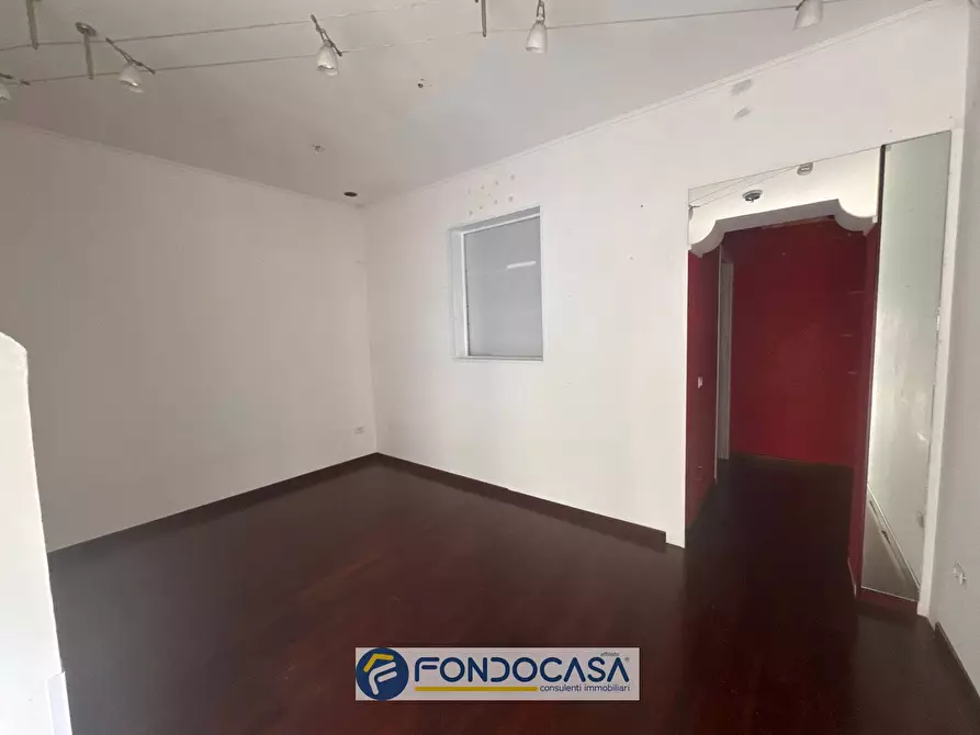 Immagine 2 di Appartamento in vendita  in via angelo russomando 42 a Giffoni Valle Piana