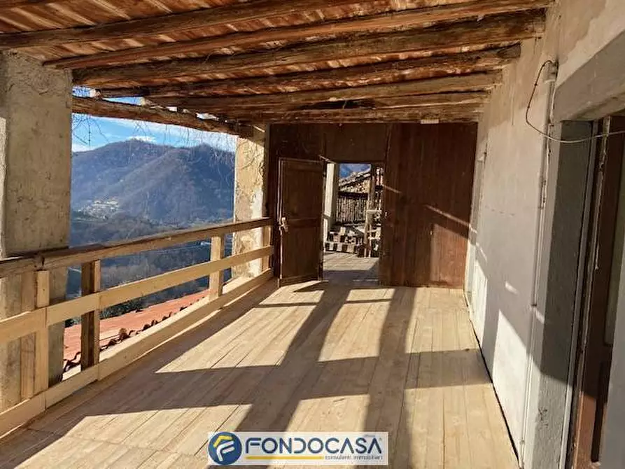 Immagine 10 di Rustico / casale in vendita  snc a Adrara San Martino
