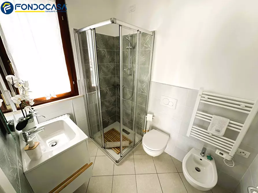 Immagine 16 di Appartamento in vendita  in Via Angelo Zanoni 1 a Alba Adriatica