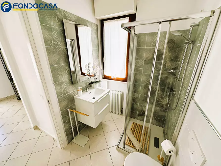 Immagine 14 di Appartamento in vendita  in Via Angelo Zanoni 1 a Alba Adriatica