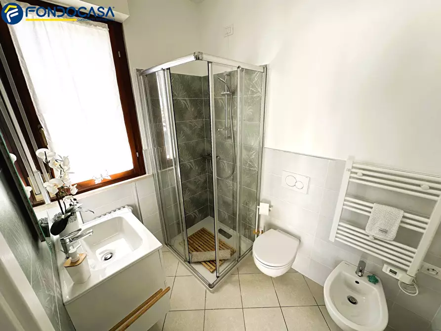 Immagine 15 di Appartamento in vendita  in Via Angelo Zanoni 1 a Alba Adriatica