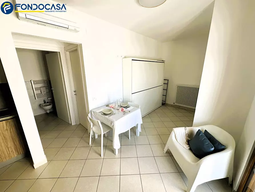 Immagine 4 di Appartamento in vendita  in Via Angelo Zanoni 1 a Alba Adriatica