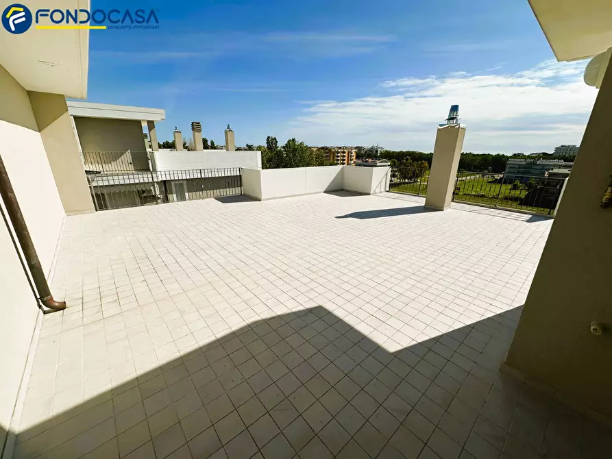 Immagine 25 di Appartamento in vendita  in Via Angelo Zanoni 1 a Alba Adriatica