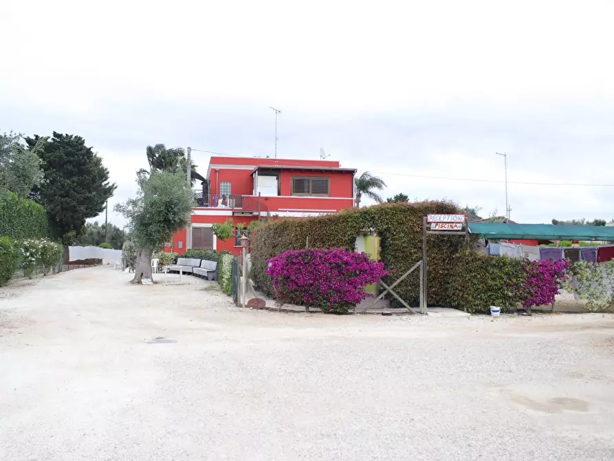 Immagine 34 di Villa in vendita  in via otranto 26 a Grottaglie