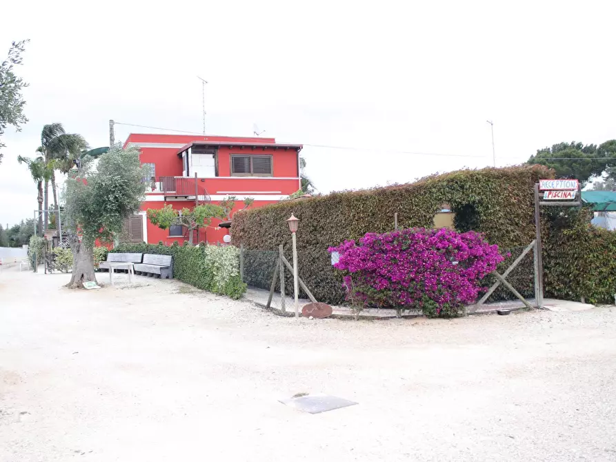 Immagine 35 di Villa in vendita  in via otranto 26 a Grottaglie