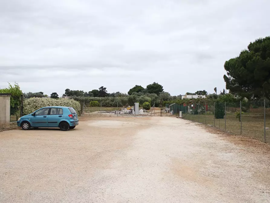 Immagine 37 di Villa in vendita  in via otranto 26 a Grottaglie