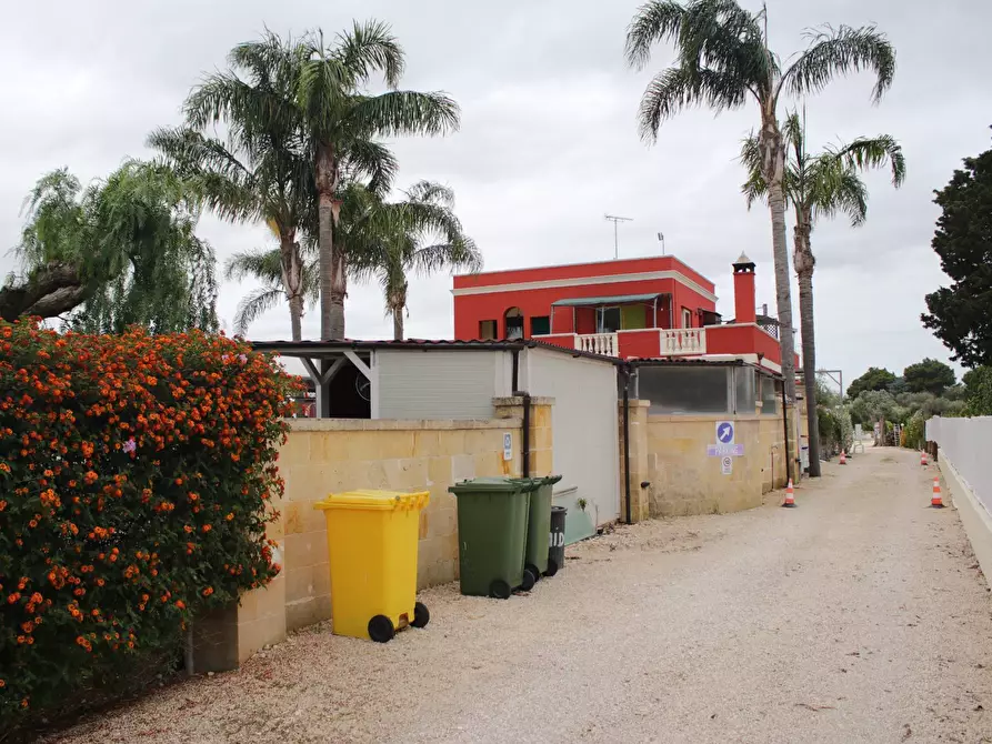 Immagine 42 di Villa in vendita  in via otranto 26 a Grottaglie