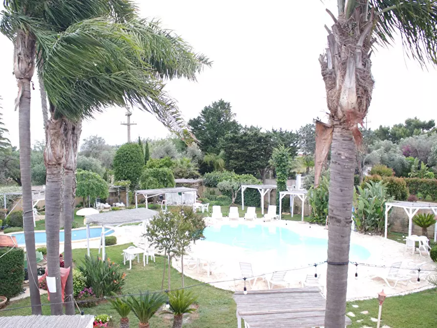 Immagine 46 di Villa in vendita  in via otranto 26 a Grottaglie