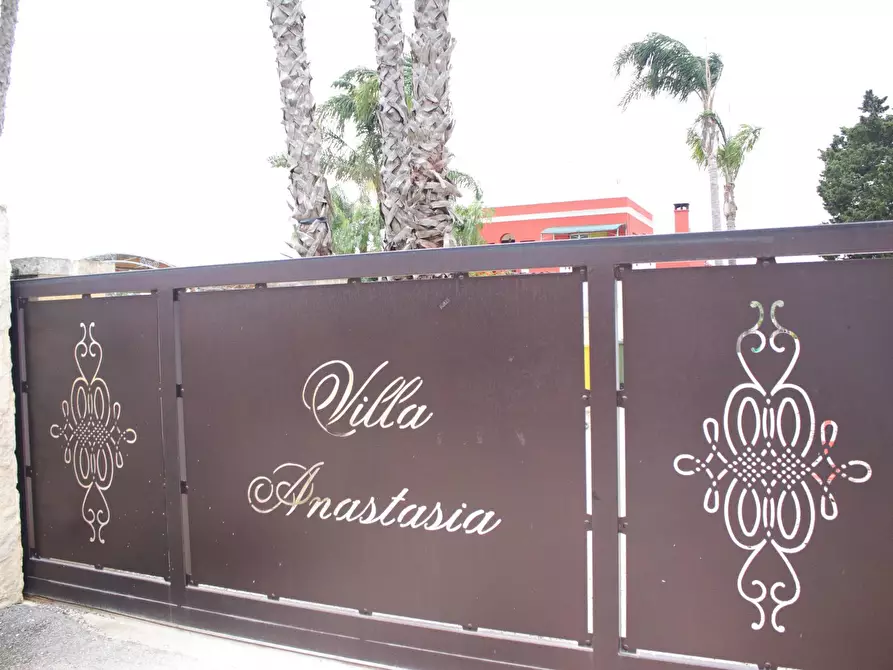 Immagine 73 di Villa in vendita  in via otranto 26 a Grottaglie