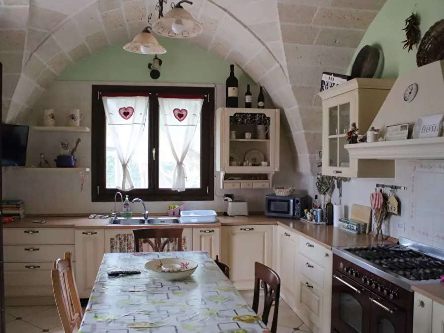 Immagine 114 di Villa in vendita  in via otranto 26 a Grottaglie