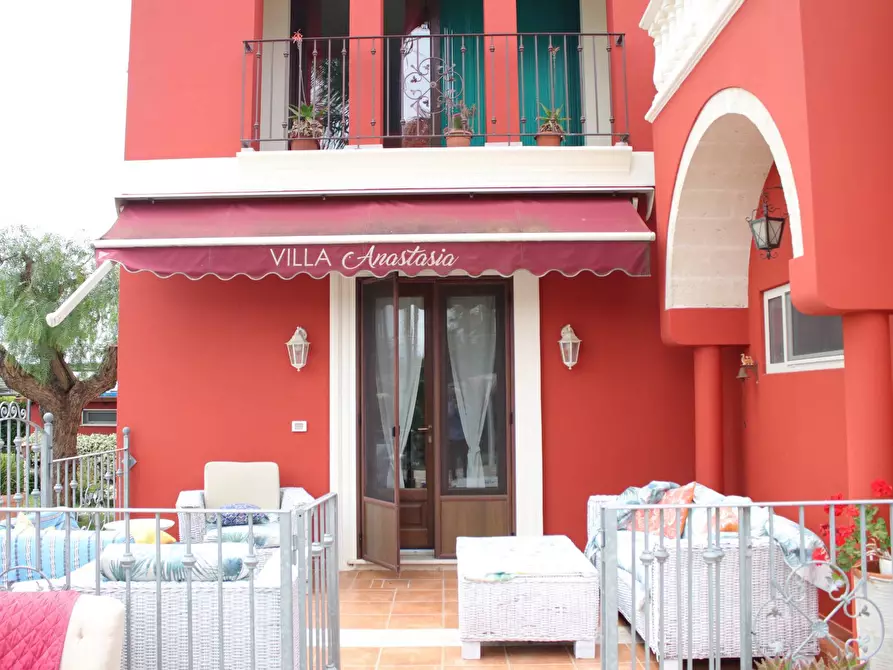Immagine 116 di Villa in vendita  in via otranto 26 a Grottaglie